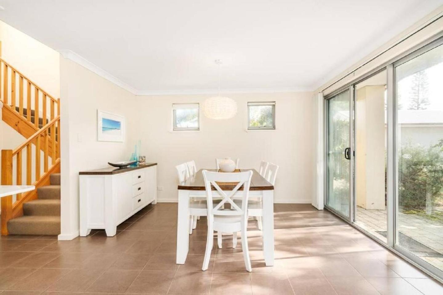 Maggies Beach House - Unit 56 At Cape View Resort Busselton Bagian luar foto